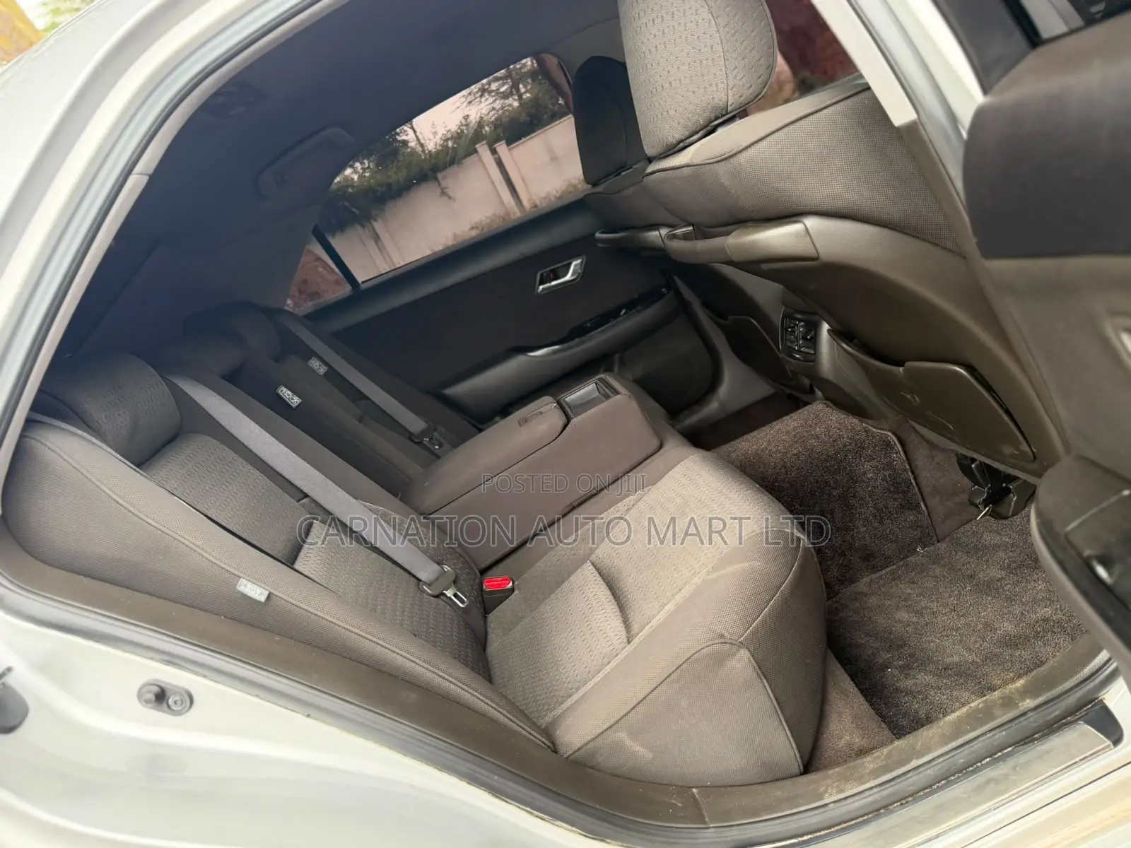 Toyota Crown 2009 Silver
