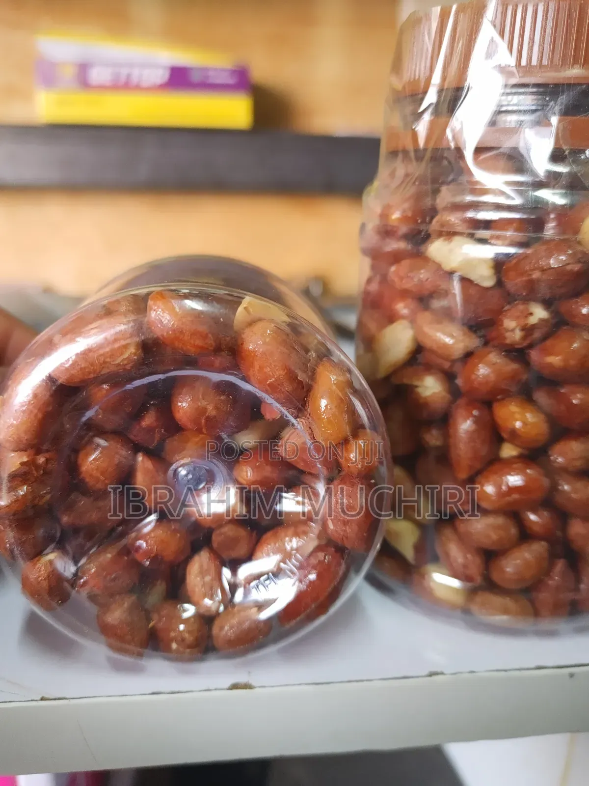 Peanuts Roasted and Glazed in Honey