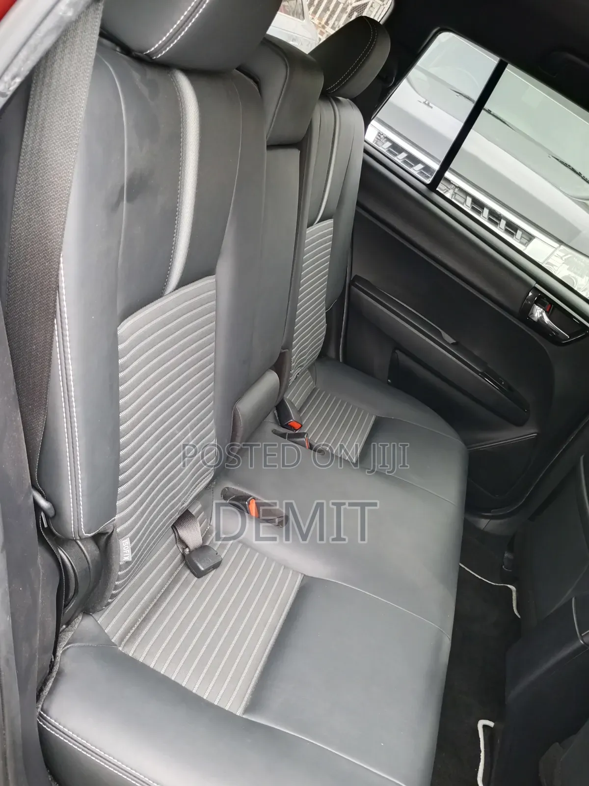 Toyota Corolla Fielder 2019 Red