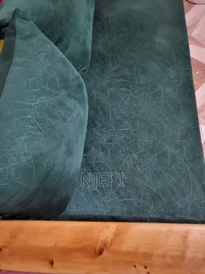 Emerald Green Pallet-Style Two-Seater Sofa/Couch