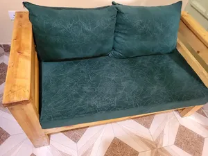 Emerald Green Pallet-Style Two-Seater Sofa/Couch