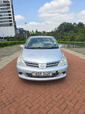 Nissan Tiida 2009