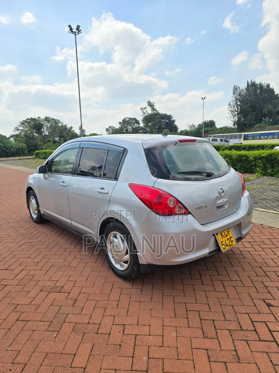 Nissan Tiida 2009