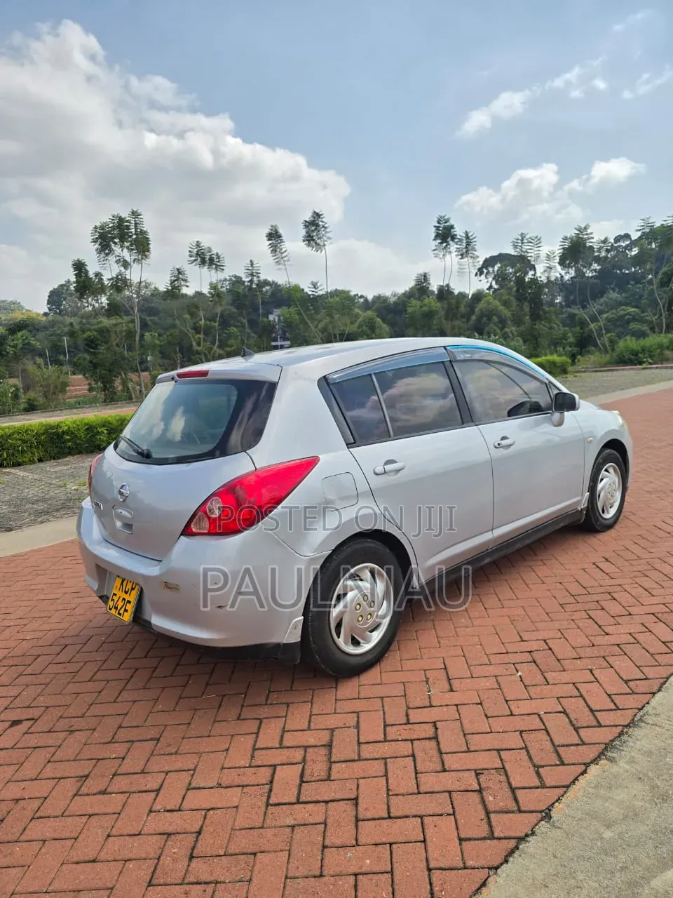 Nissan Tiida 2009
