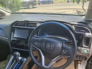 Honda Fit Shuttle 1.5 G 2WD 2018 Black