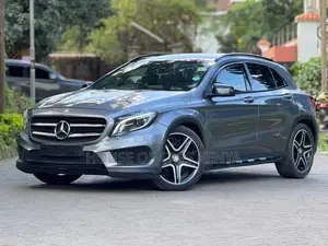Mercedes-Benz GLA-Class 2018 Gray