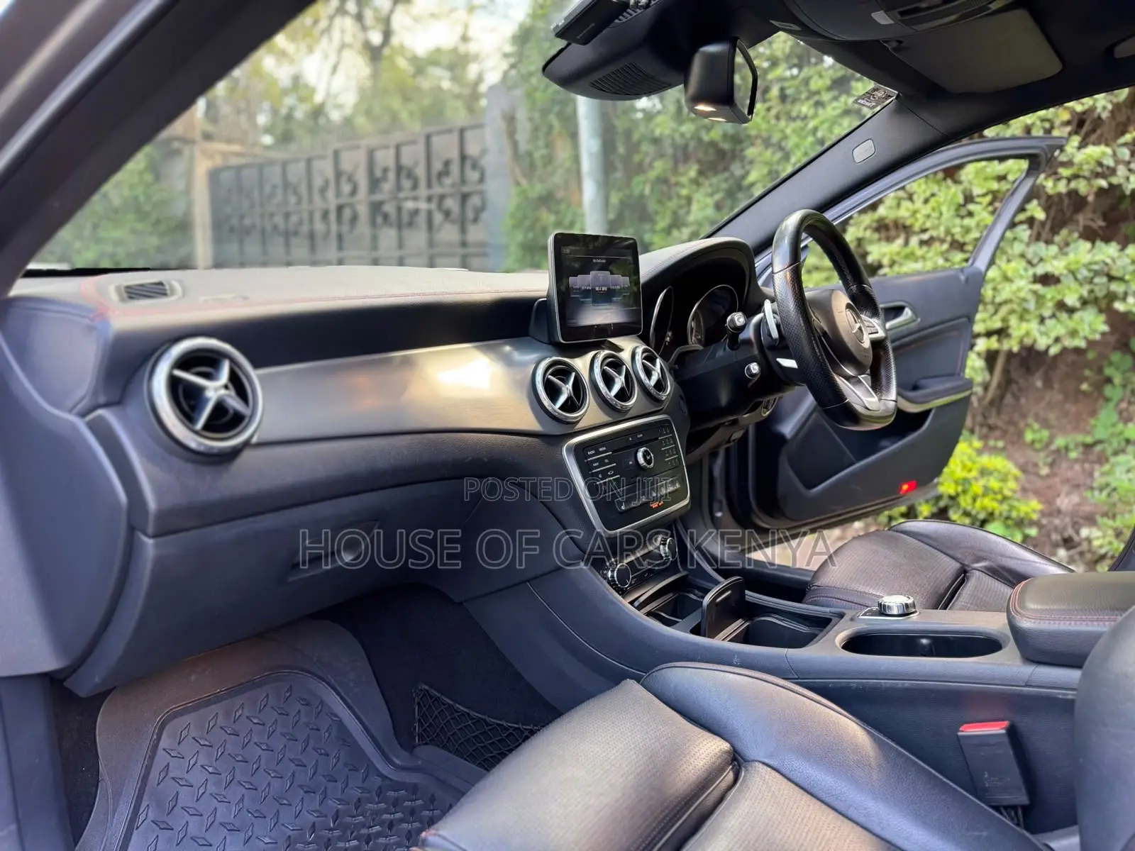 Mercedes-Benz GLA-Class 2018 Gray