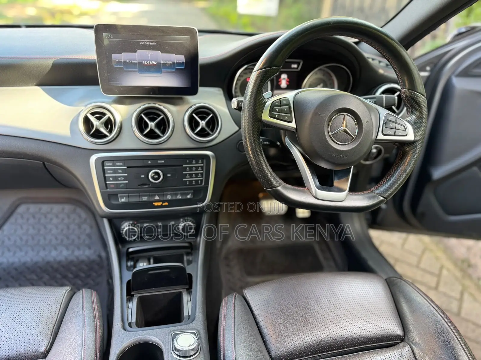 Mercedes-Benz GLA-Class 2018 Gray