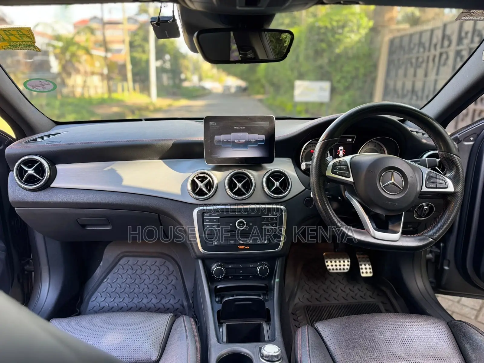 Mercedes-Benz GLA-Class 2018 Gray