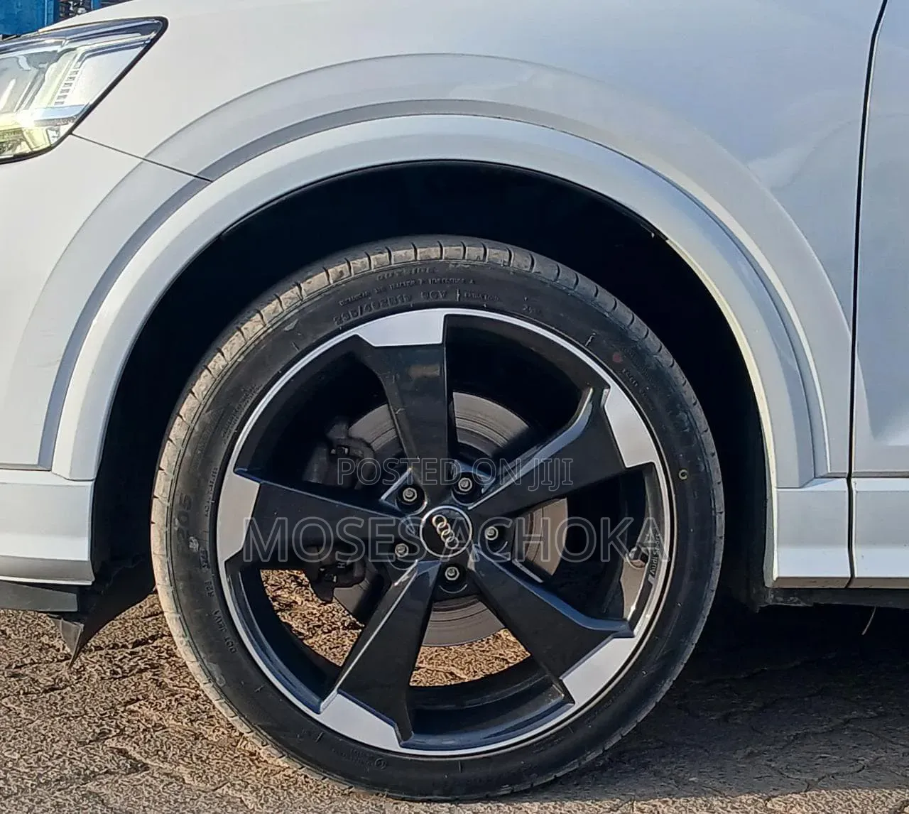 Audi Q2 2018 White