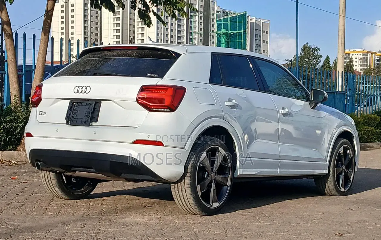 Audi Q2 2018 White