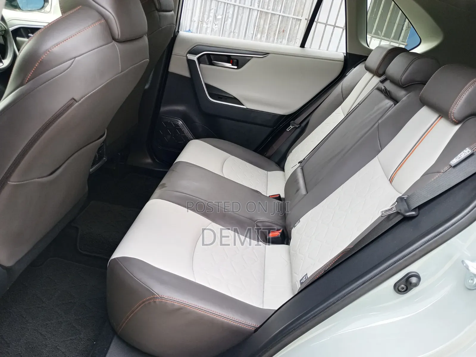 Toyota RAV4 2019 Green