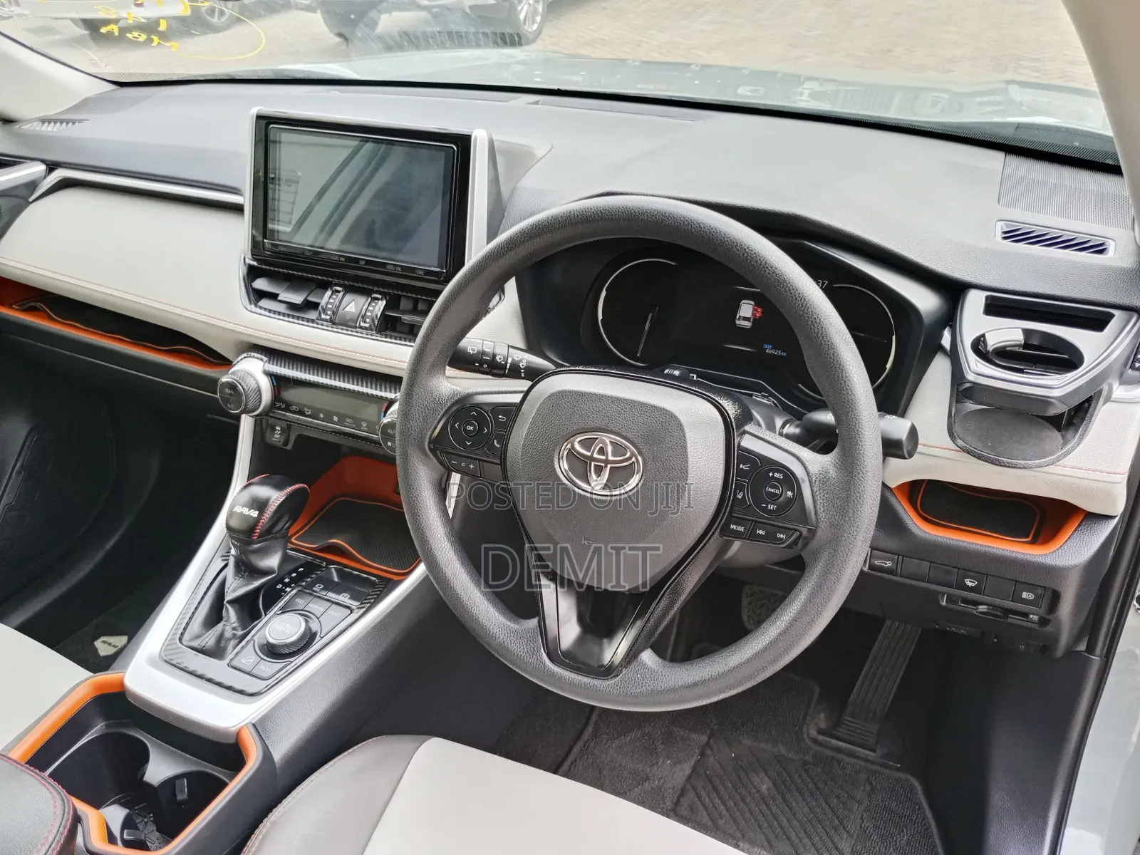 Toyota RAV4 2019 Green