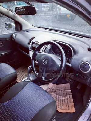 Nissan Note 2010 Silver