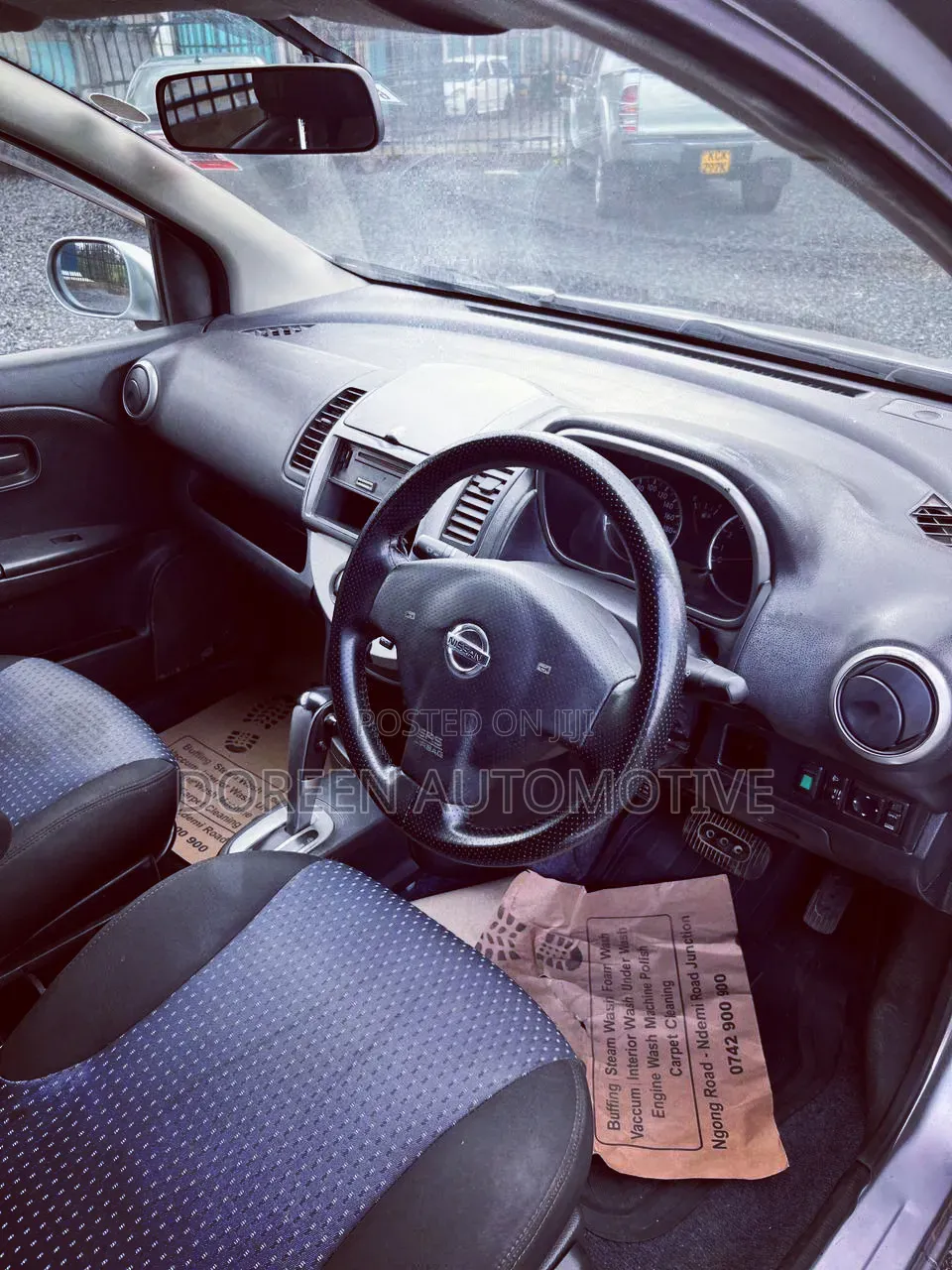 Nissan Note 2010 Silver