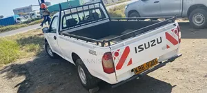 Isuzu D-MAX 2008 White