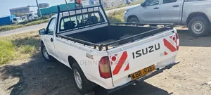 Isuzu D-MAX 2008 White