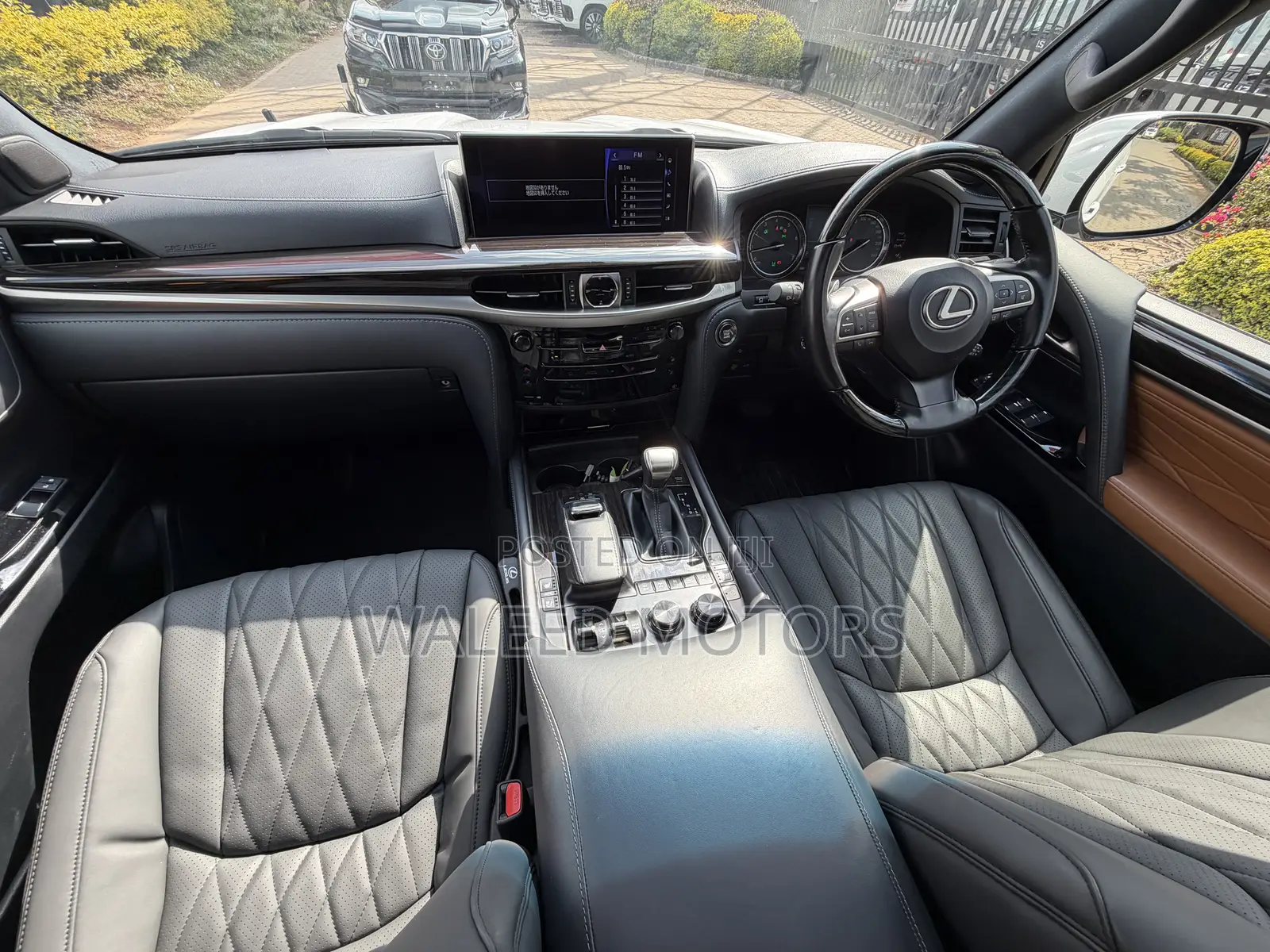 Lexus LX 2020 Pearl