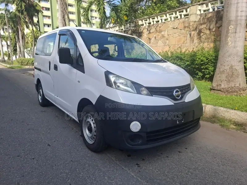 Nissan NV200 2019