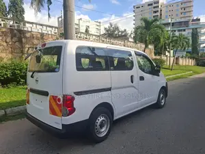 Nissan NV200 2019