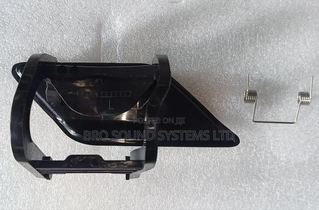 Mercedes Benz W212 E Class Headlight Washer Cover - thumbnail 2