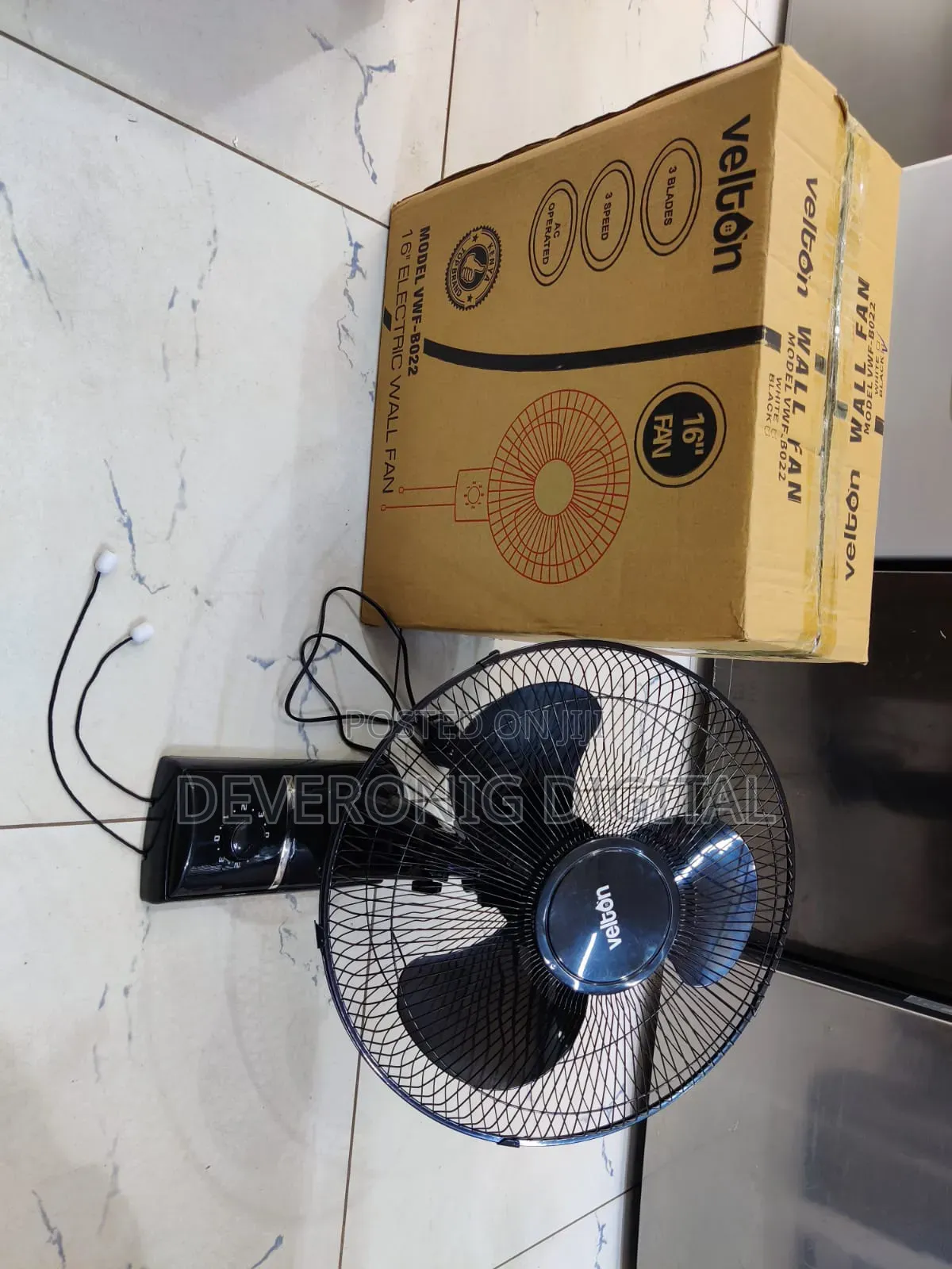  
  
*Velton Wall Fans*
*Blue/White*
*16"