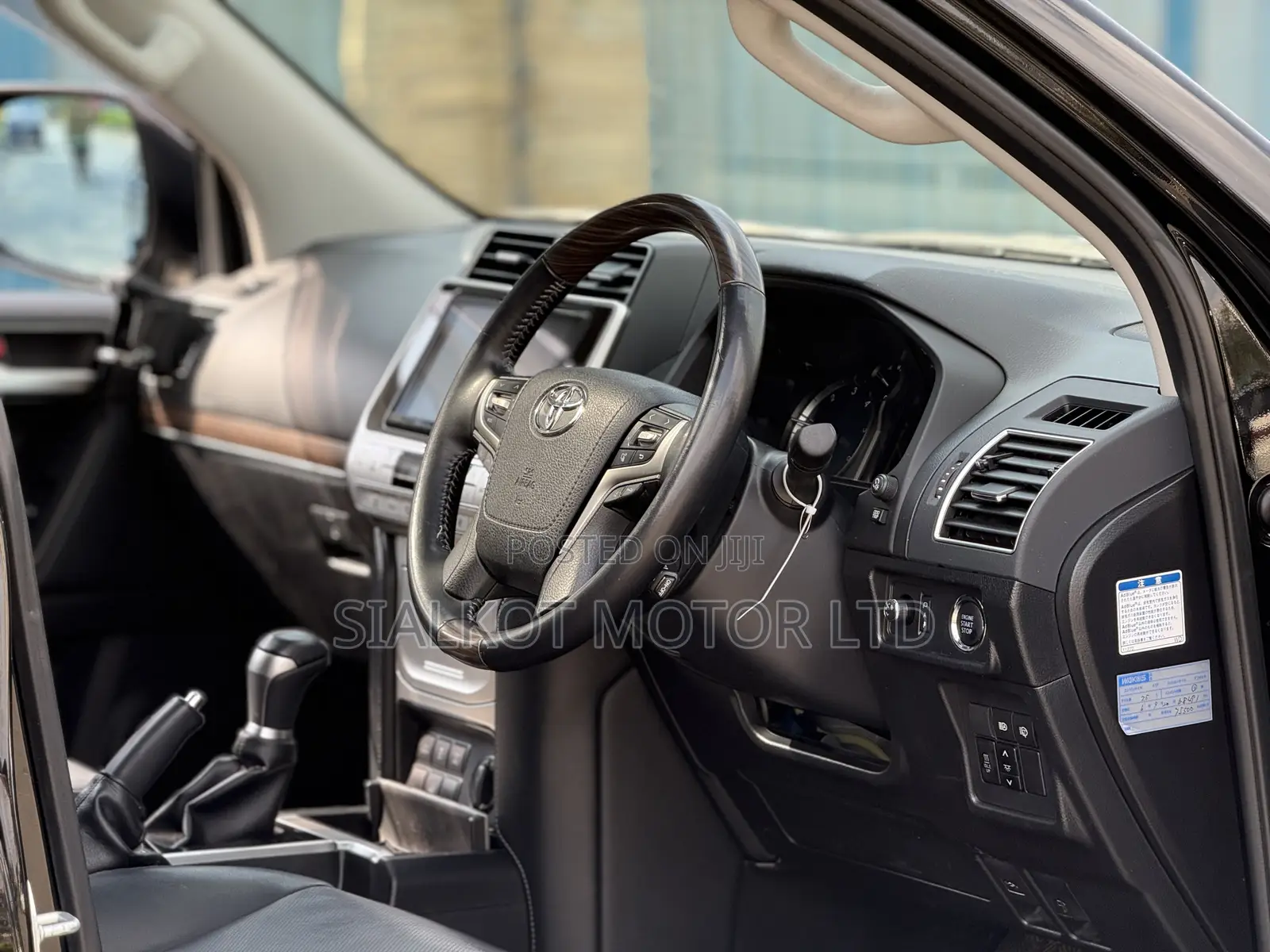 Toyota Land Cruiser Prado 2.8 2019 Black