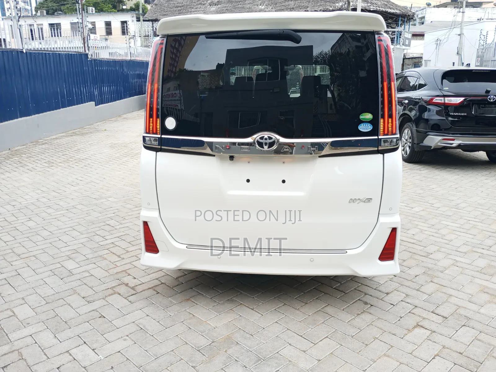 Toyota Noah 2019 White