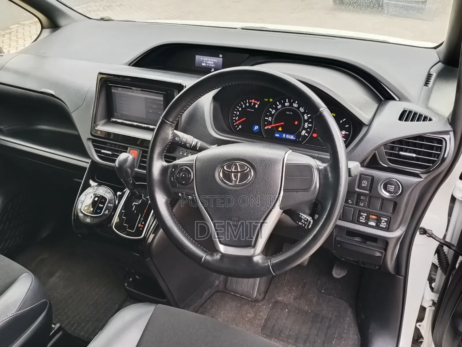 Toyota Noah 2019 White