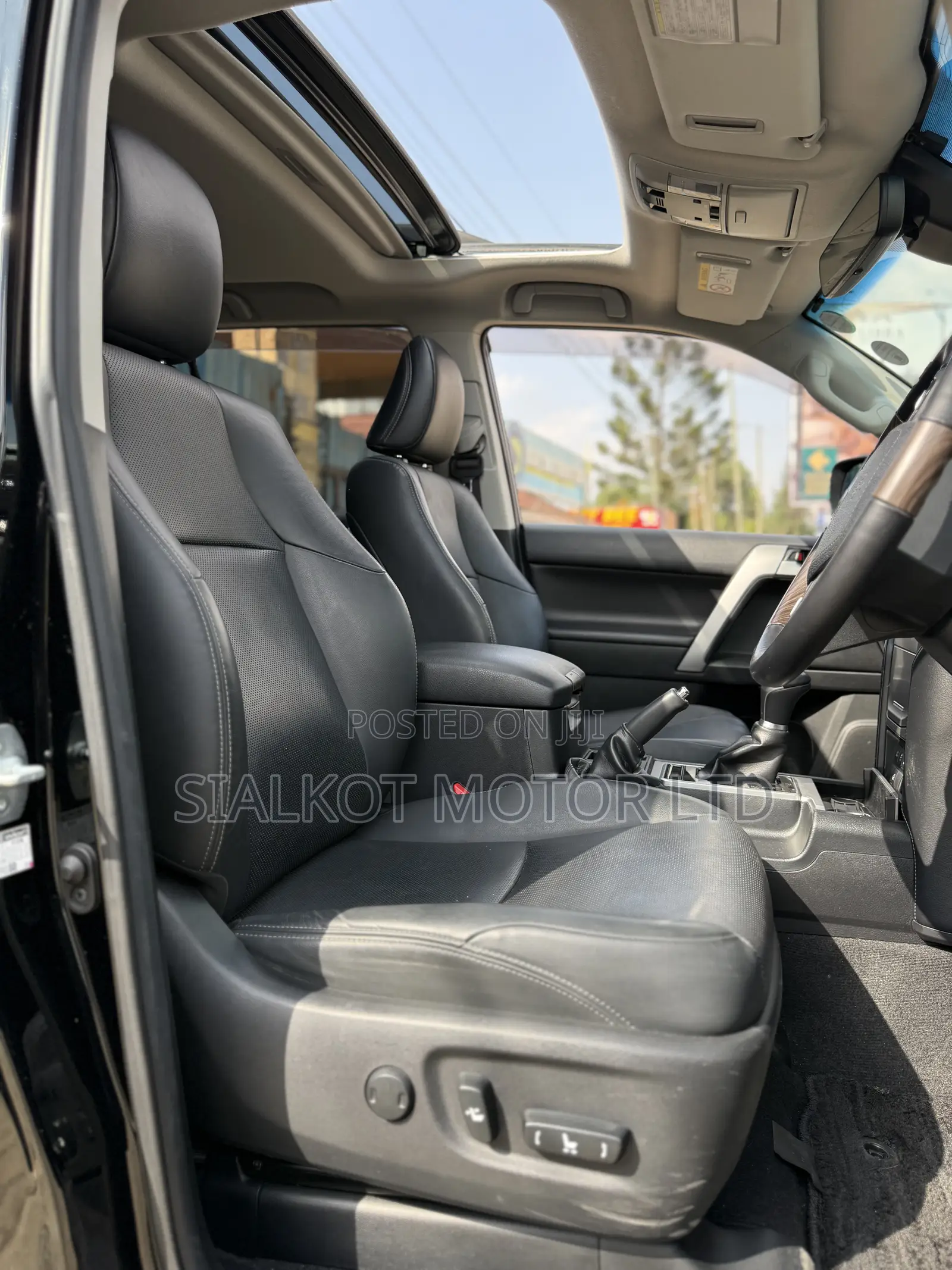 Toyota Land Cruiser Prado 2.8 2019 Black