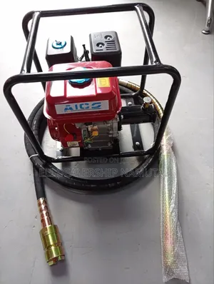 Aico 8hp Petrol Concrete Poker Vibrator With 45mm Flexible Shaft