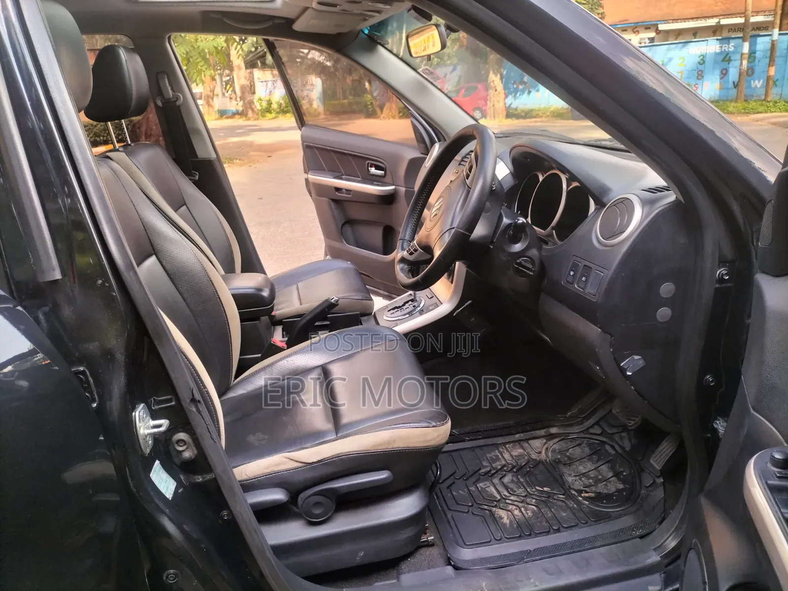 Suzuki Escudo 2015 Black