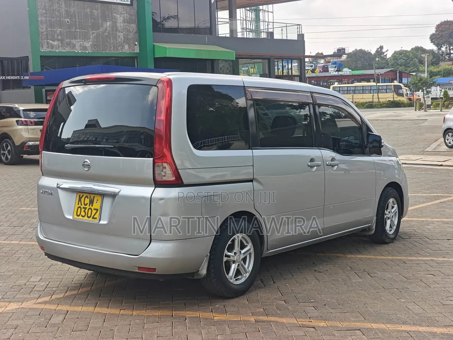Nissan Serena 2011 Gray