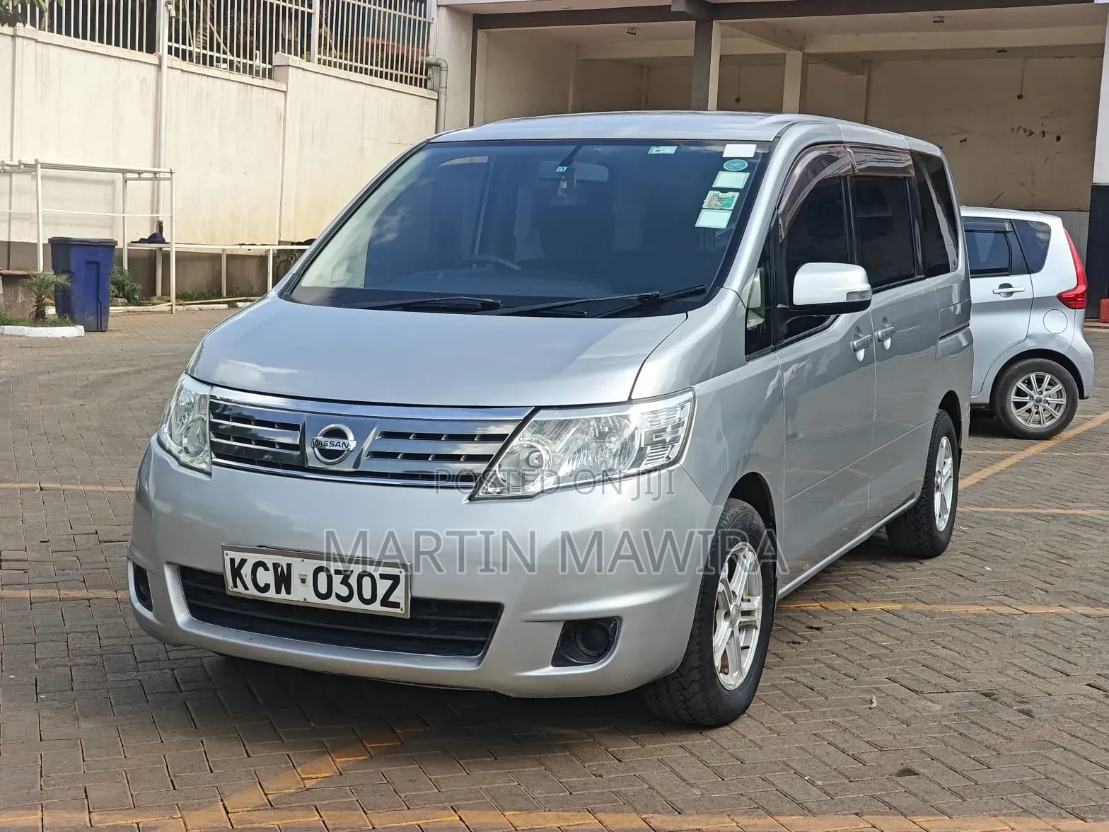 Nissan Serena 2011 Gray