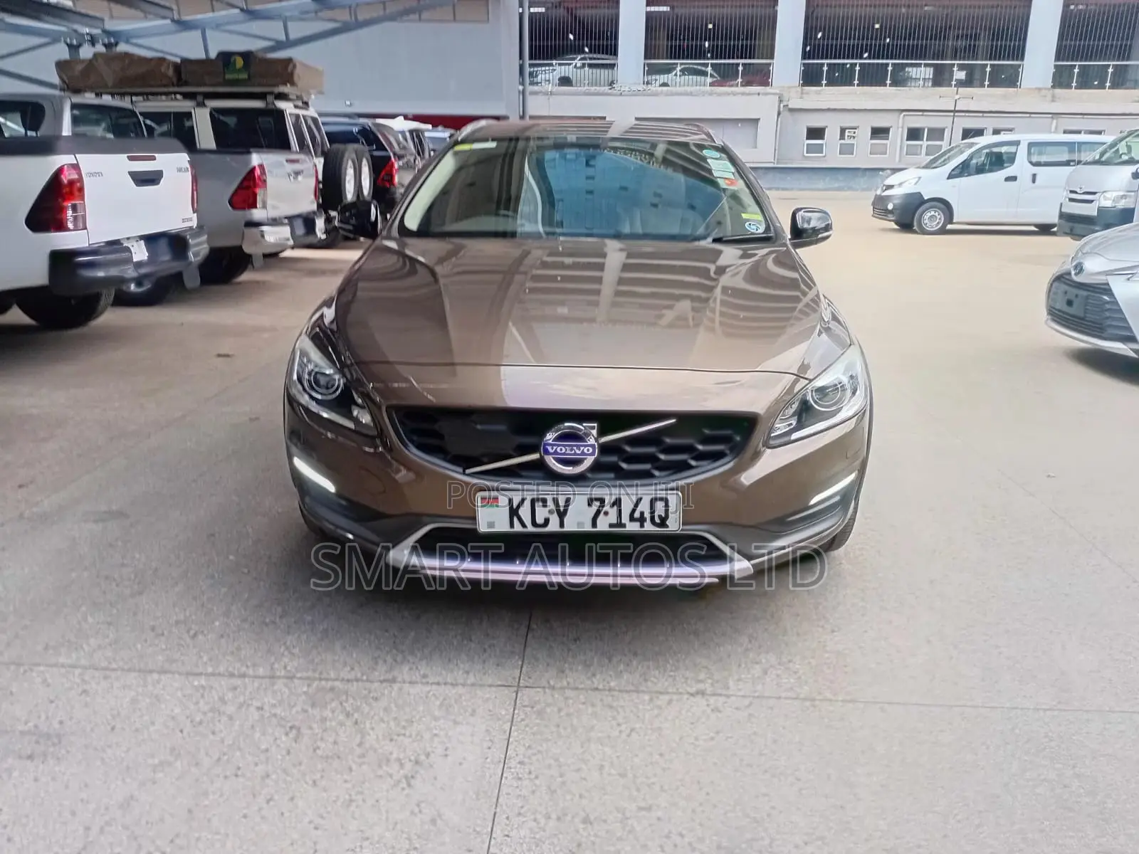 Volvo V60 2016 Brown