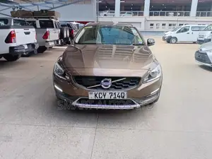 Volvo V60 2016 Brown