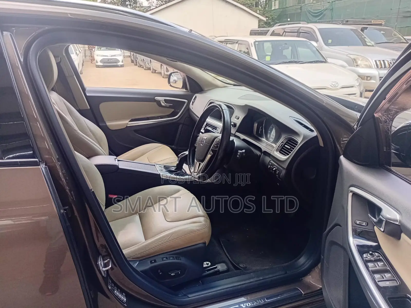 Volvo V60 2016 Brown