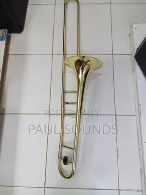 Standard Student Tenor Trombone in Bb (Yellow Brass)