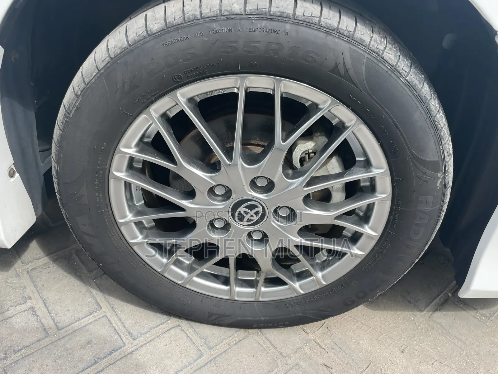 Toyota Noah 1.8 FWD Hybrid (7 seater) 2020 White