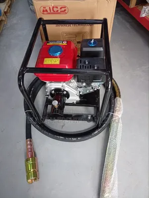 Aico 8hp Concrete Vibrator Machine Complete With 45mm Poker