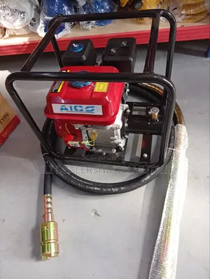 Heavy-Duty Aico 8hp Poker Vibrator Engine With 45mm Shaft