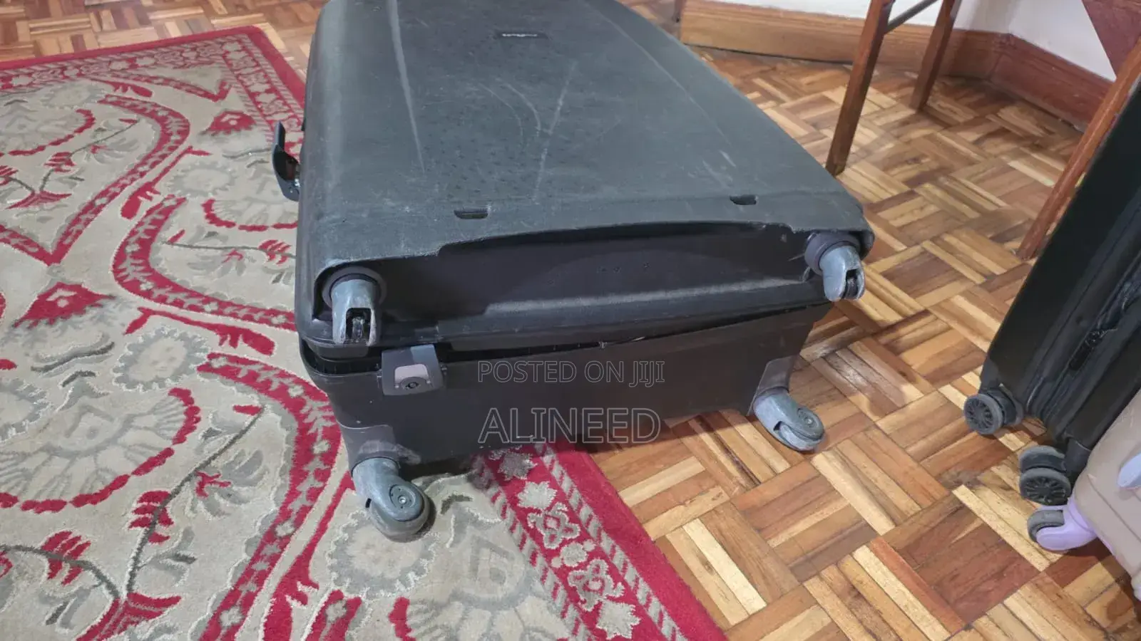 Suitcases and Wheel Repair Service