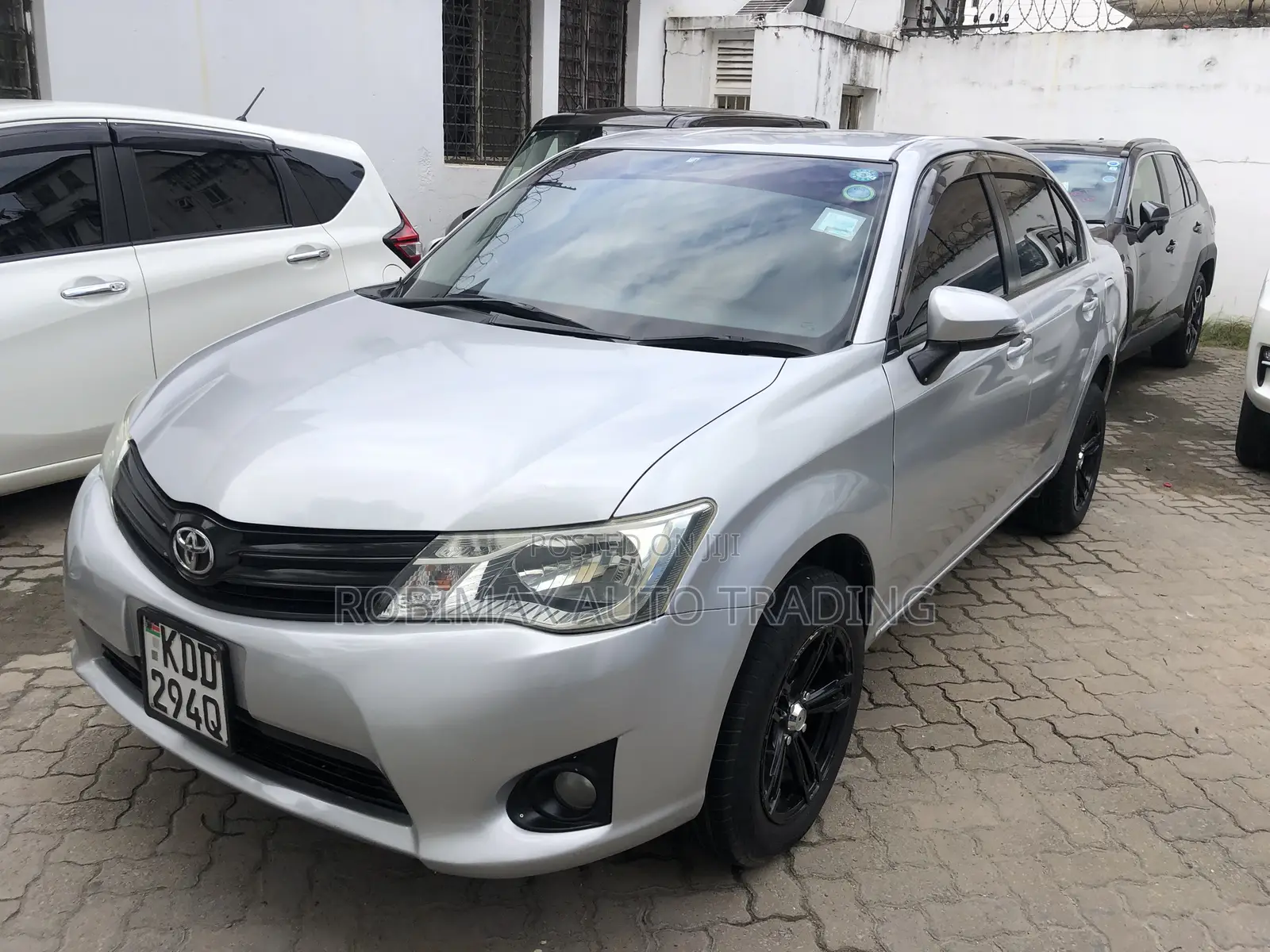 Toyota Axio 2015 Silver