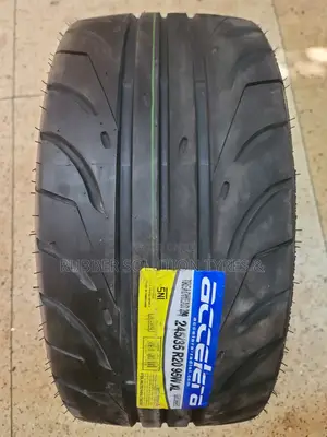 245/35 R20 Accelera Tyres 95w X/L Sport