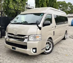Toyota HiAce 2019 Gold