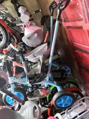 Kids 3-Wheel Tricycle With Parent Push Handle Storage Basket