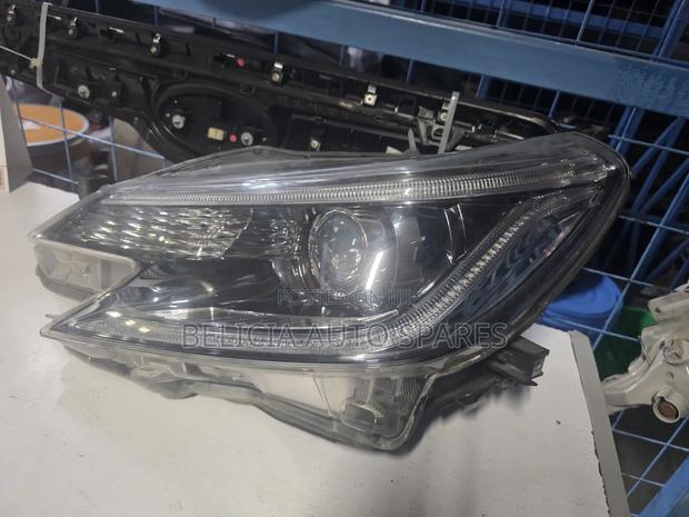 Mark X 2015 Xenon Headlight
