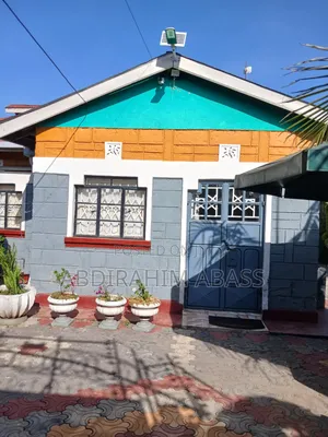 Furnished 5bdrm Bungalow in Dubai, Nakuru Town East for sale