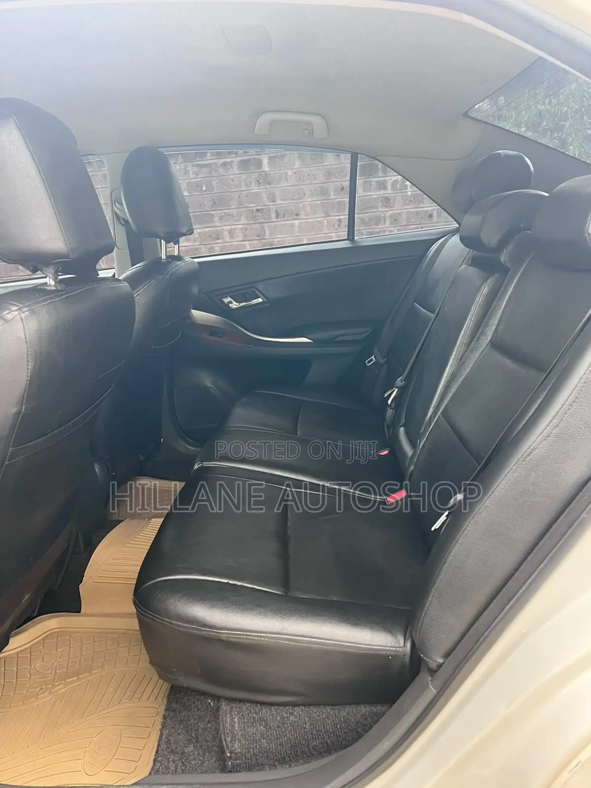 Toyota Premio 2014 White