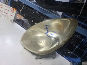 Toyota Duet Non Xenon